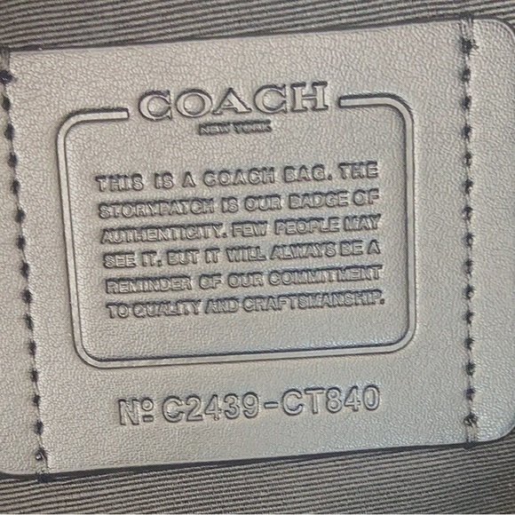 Coach Venturer Duffle 27 In Signature Canvas - Picture 9 of 9